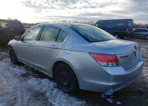 2010 Honda Accord 2.4 Lx z USA, uszkodzony, nr VIN 1HGCP2F33AA177855